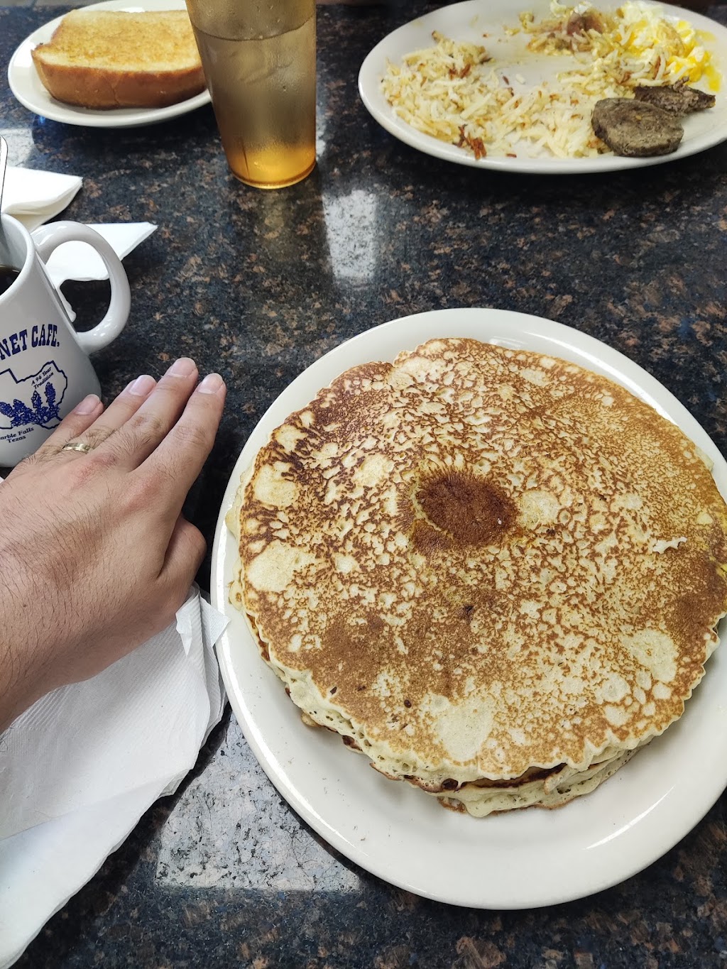 Blue Bonnet Cafe
