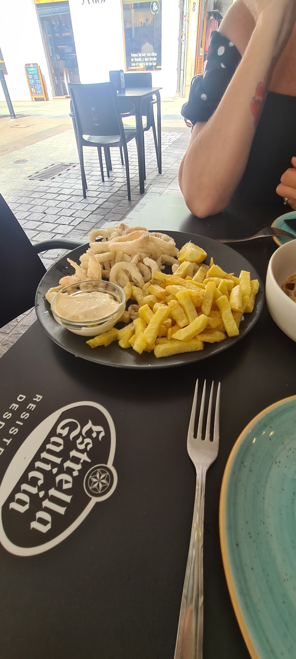 Tapa Negra