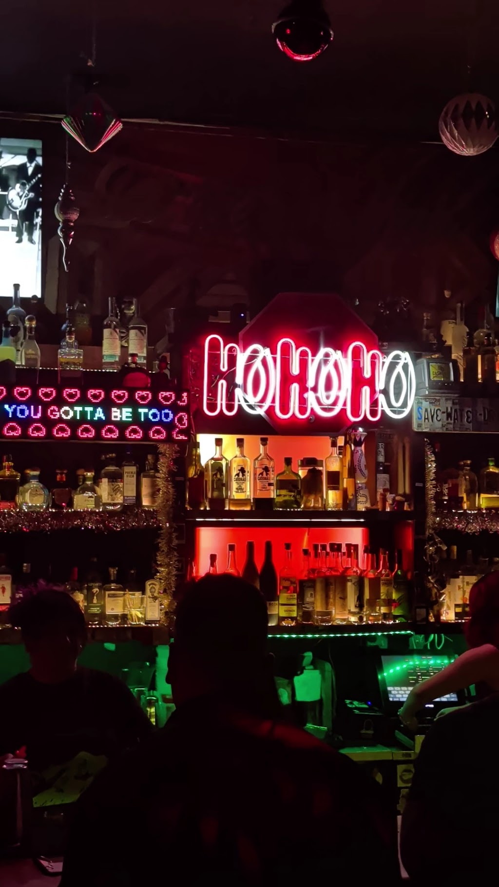 Madrone Art Bar
