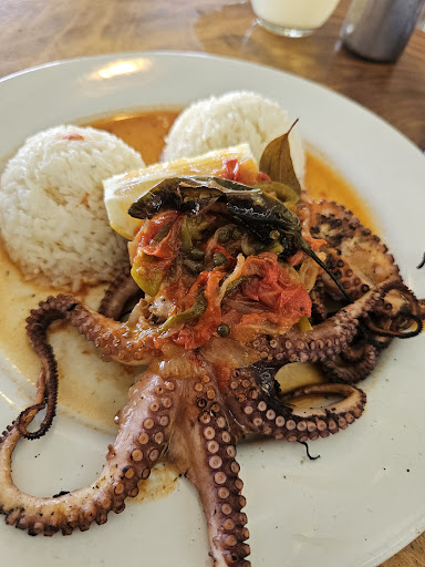 Flamingos Seafood Kitchen