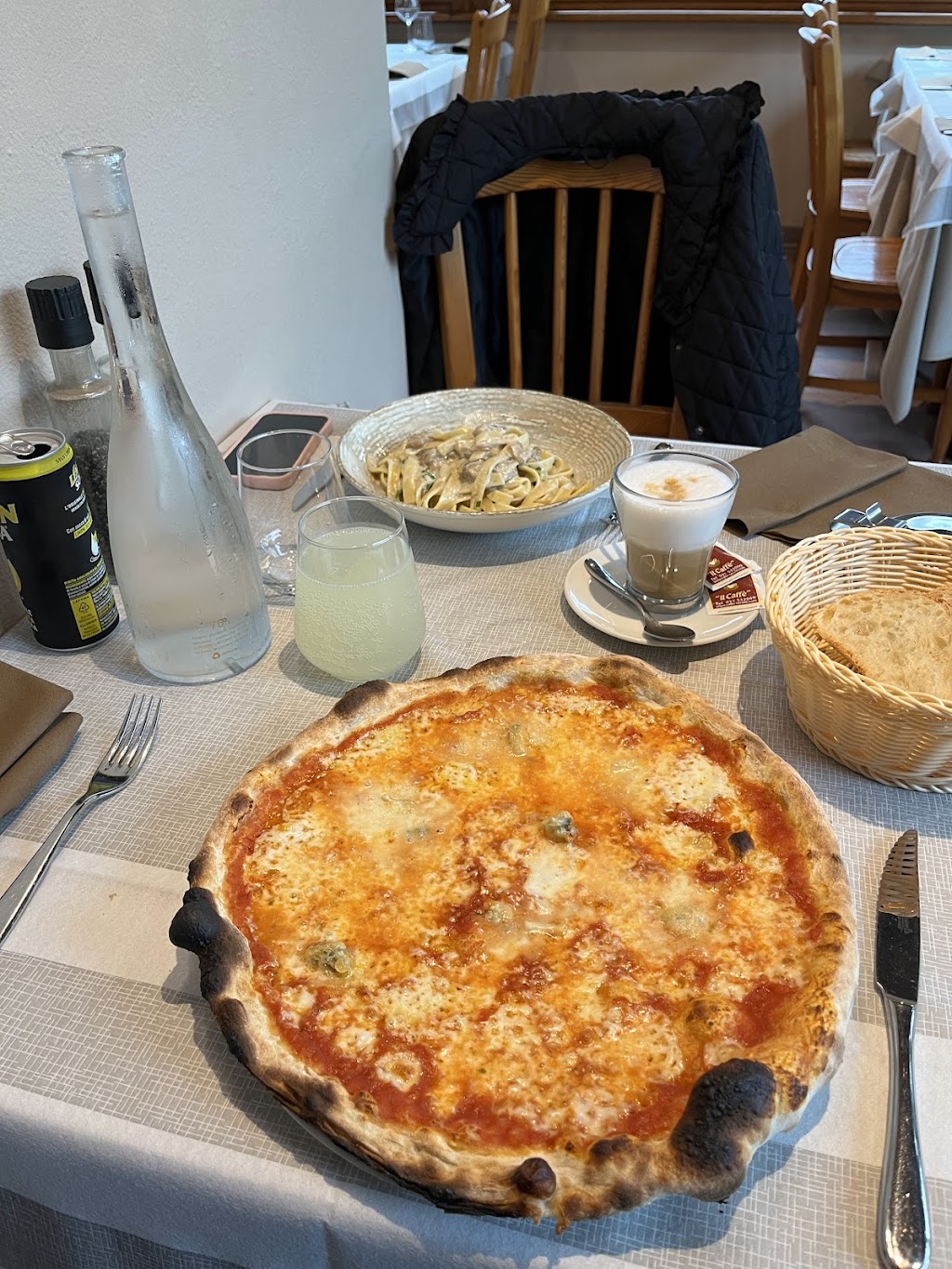 Laghetto, Carlazzo