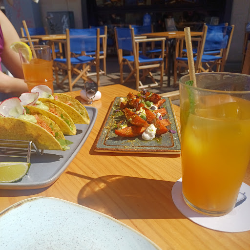 Blu Bar | Poblenou Tapas Restaurant