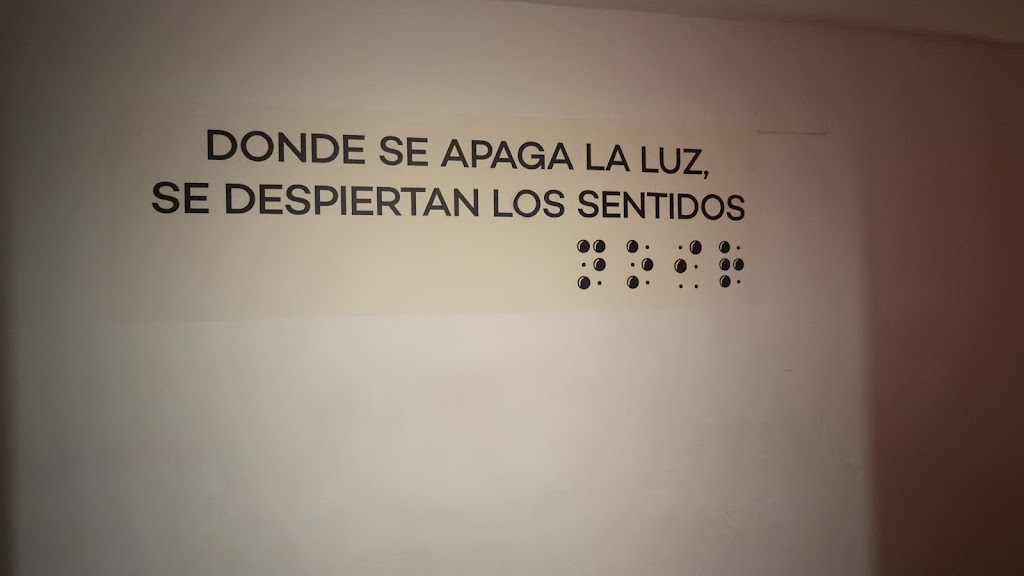 Restaurante Dans le noir