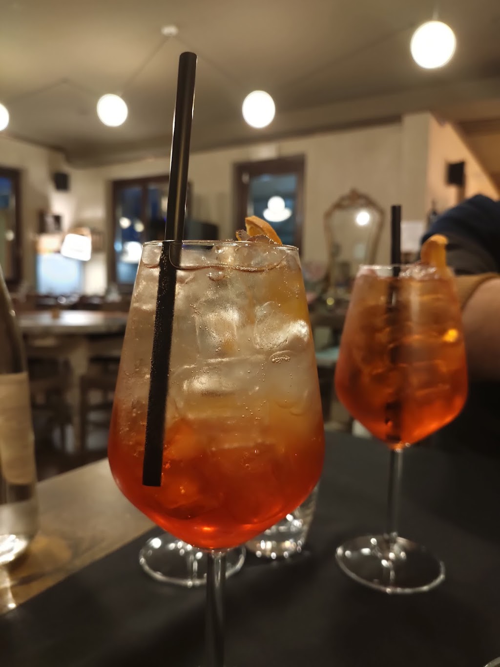Al Pepe Wine Pub