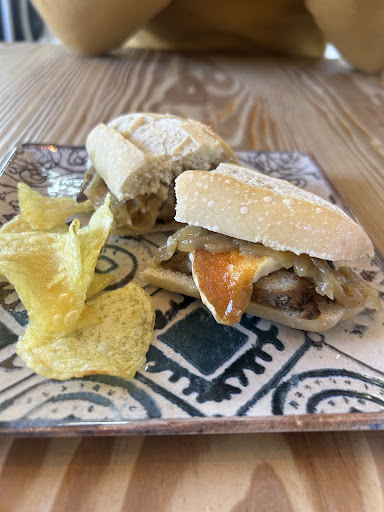 Café y tapas