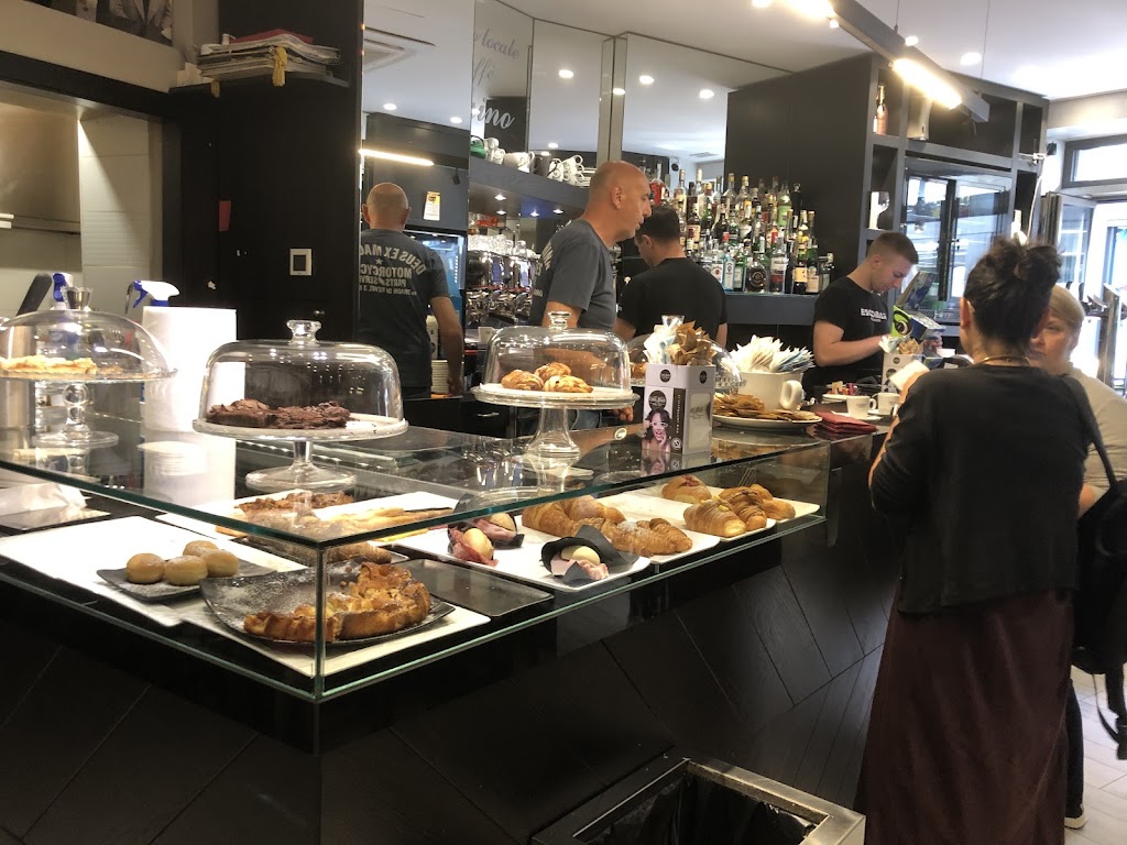 Extra Bar, Alessandria, Italy