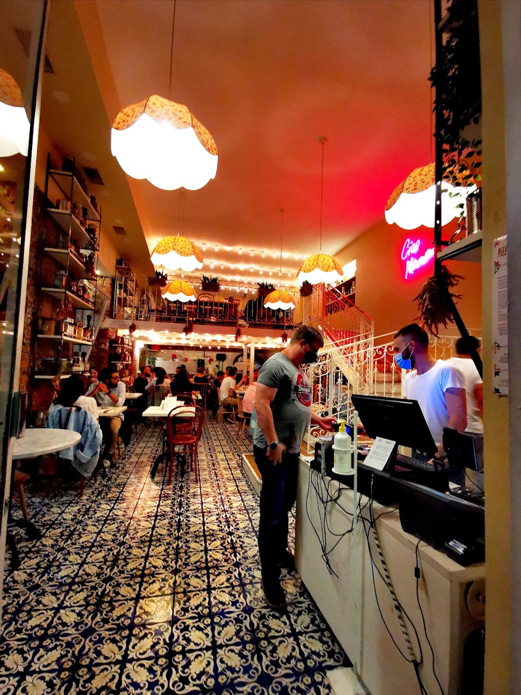 Pizzium, Viale Tunisia