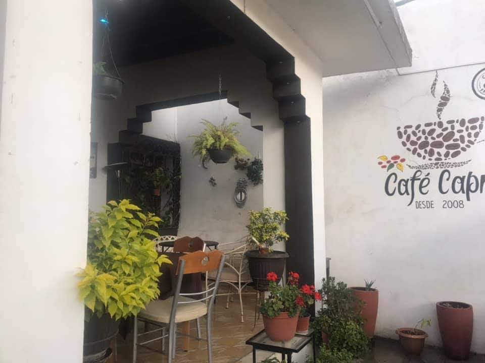Cafe Capri