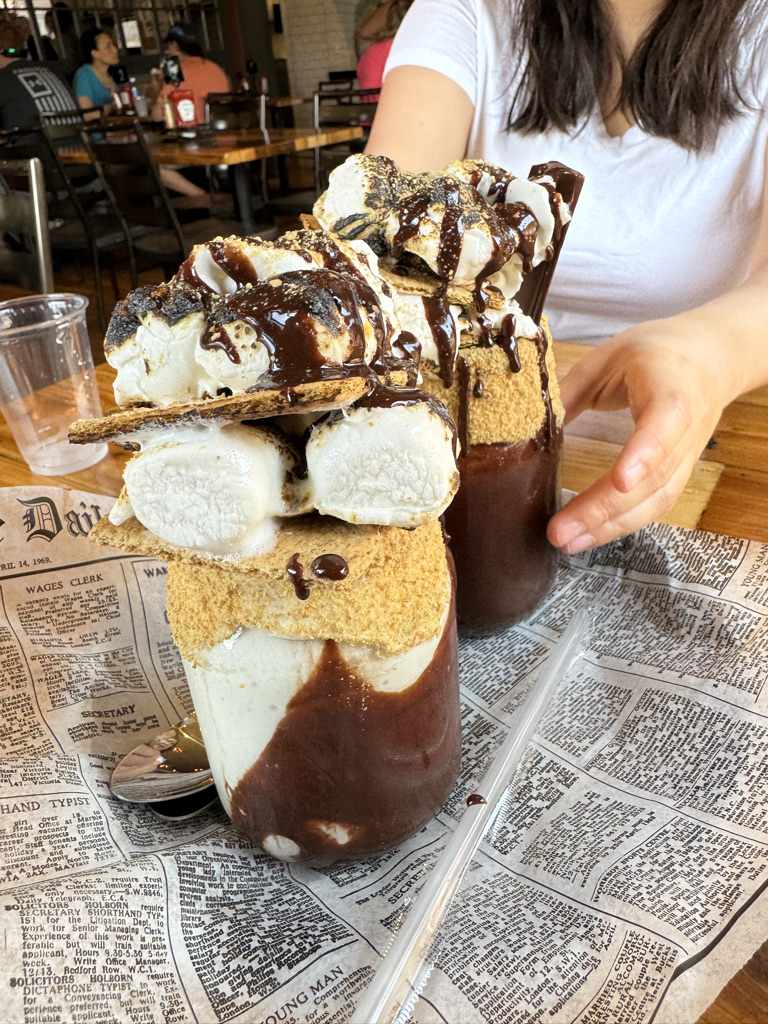 Lola's Cafe, New Paltz, NY
