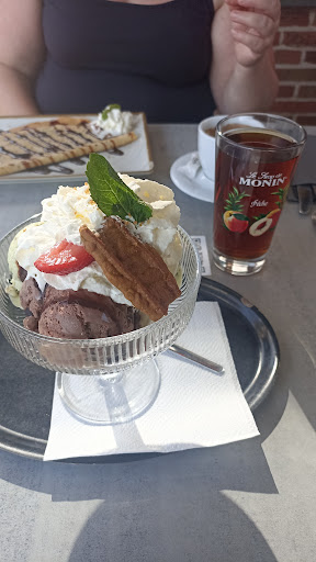 Le Cafe Francais