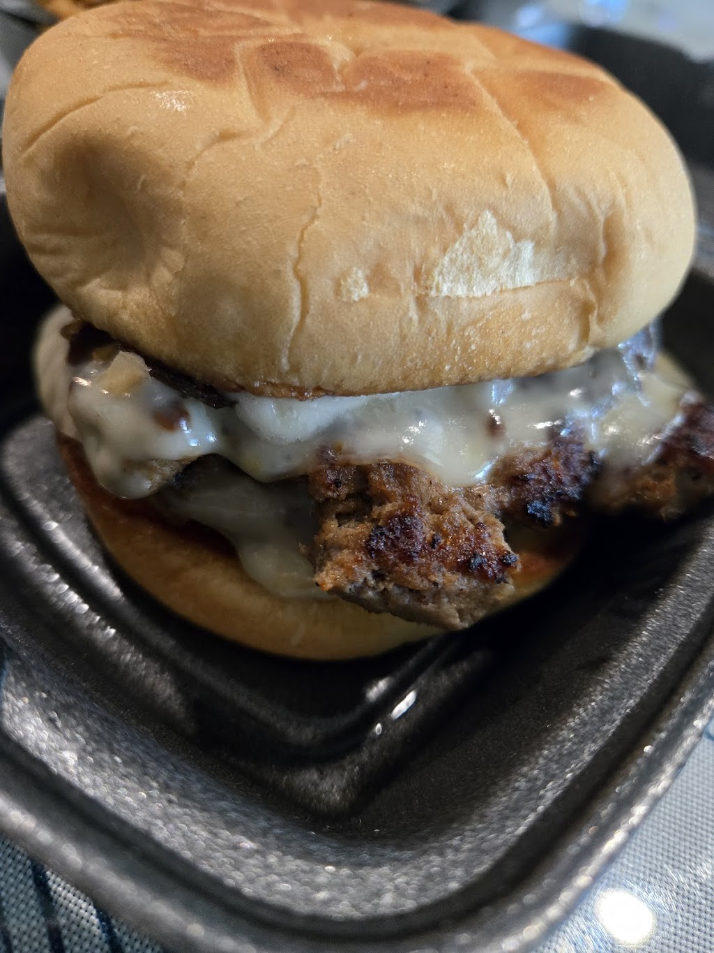 Blendz and Bites - A Fusion Cafe