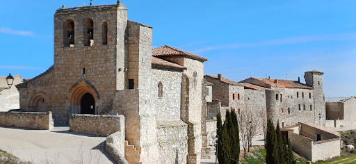 La Casa de Haza, Hoyales de Roa