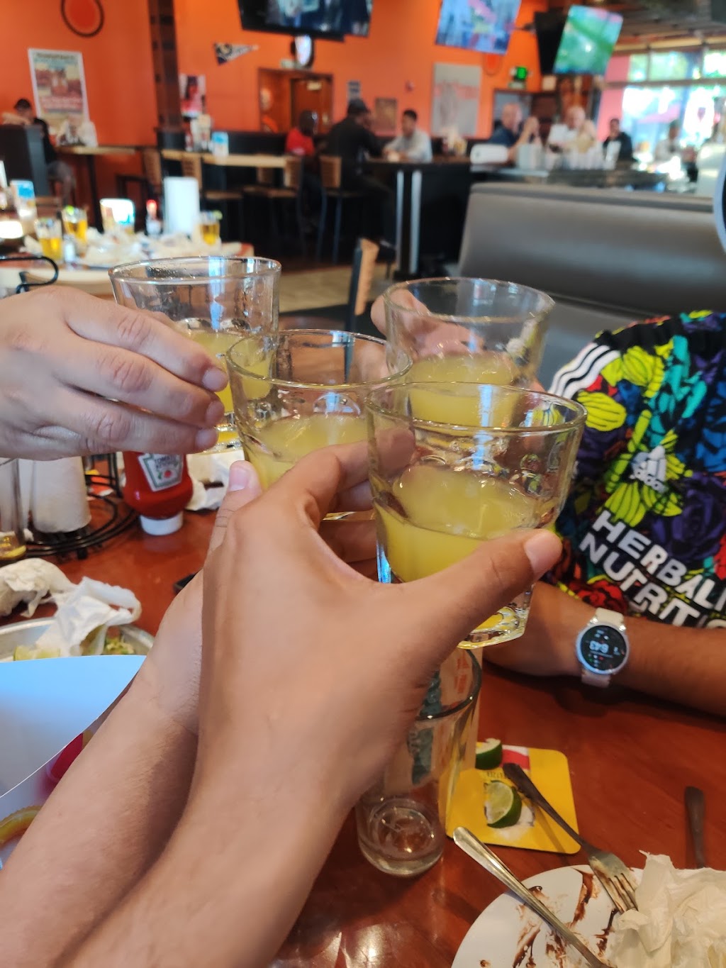 Hooters