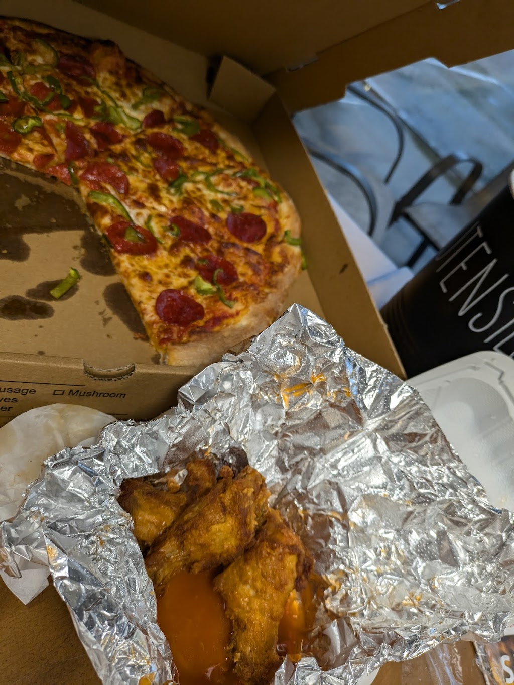 Legends Pizza