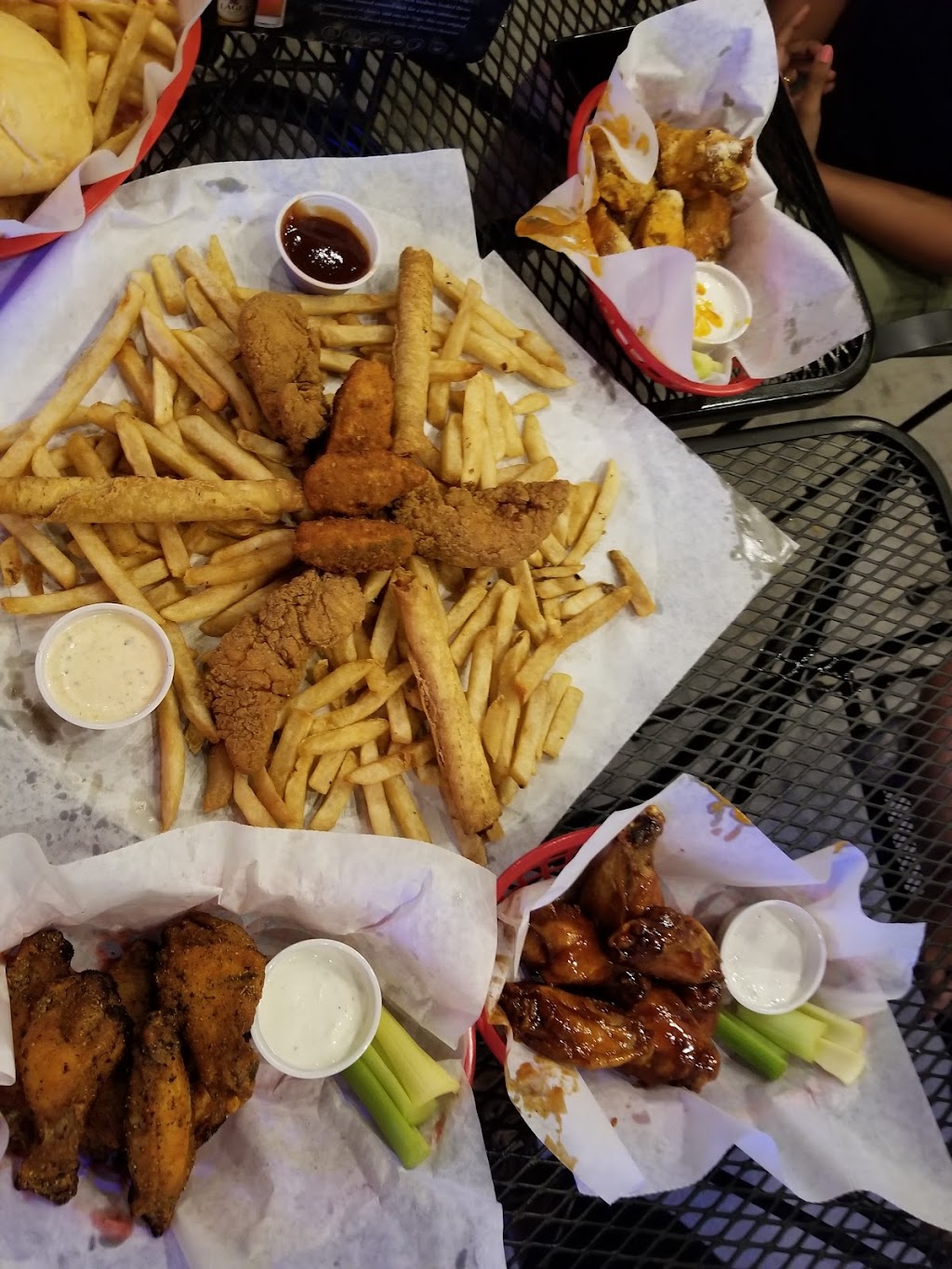 Sliderz Bar & Grill, Vestal, NY