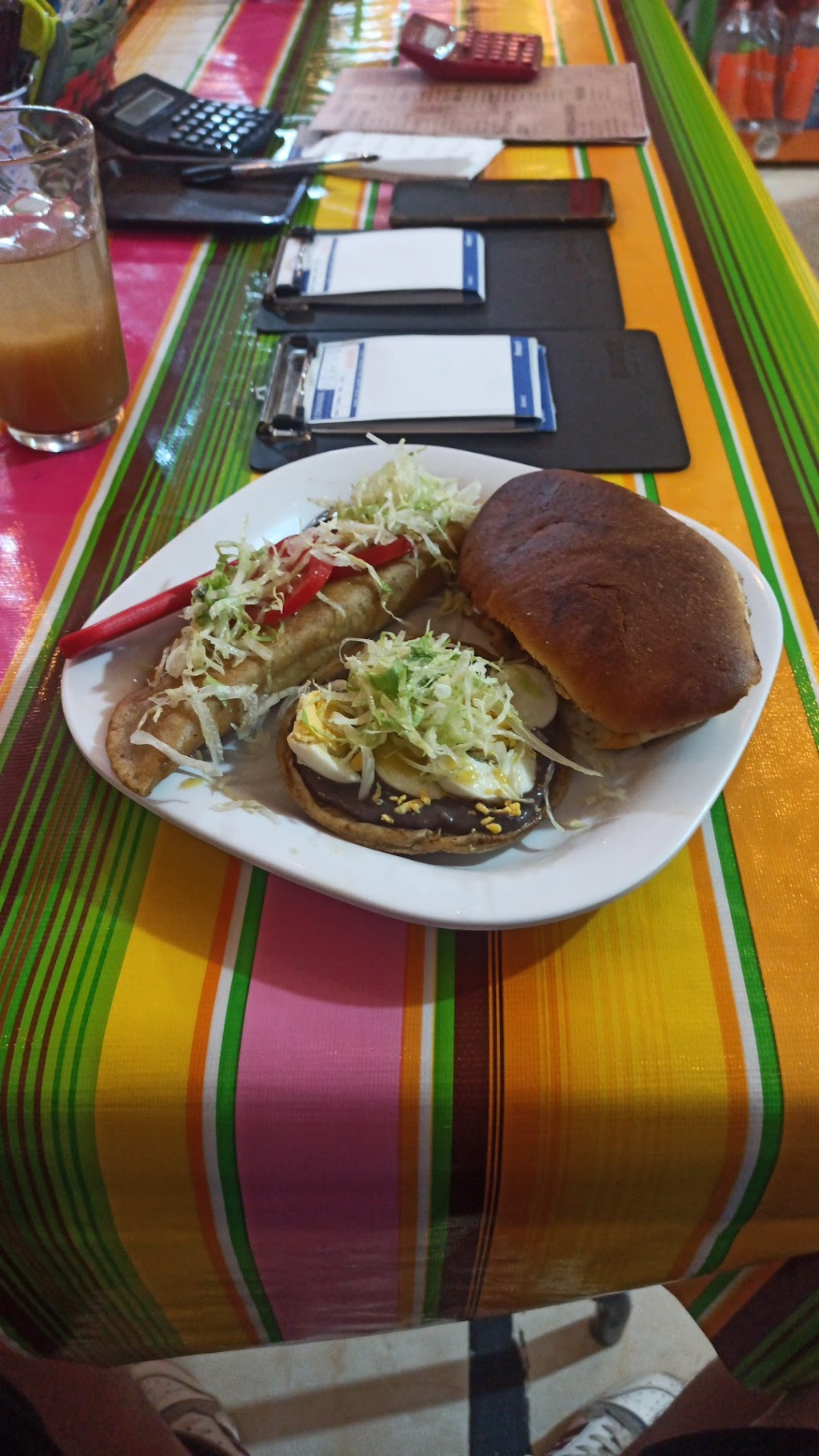 Antojitos mexicanos