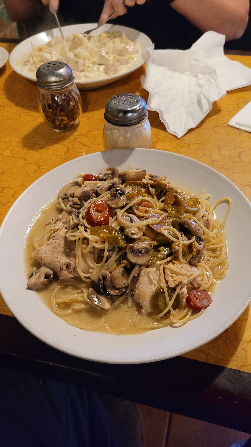 Luigi's Italian Cafe, Royse City, TX