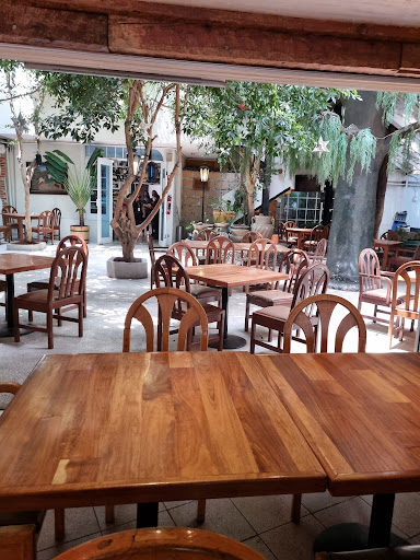 El Nopalito