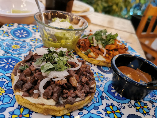 Tlayudas Oaxaqueñas