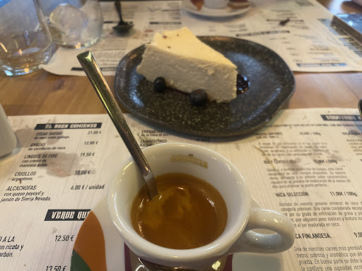 Restaurante Negro Carbón Neptuno