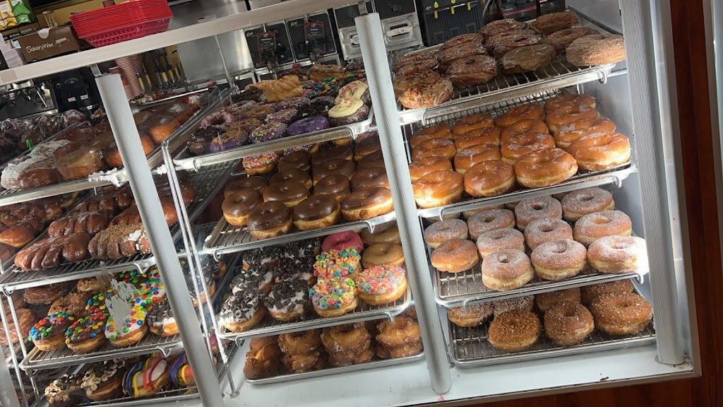 Chuck's Donuts, Redwood City, CA