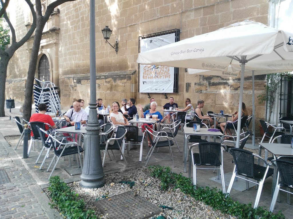 Llámame Lola, Úbeda