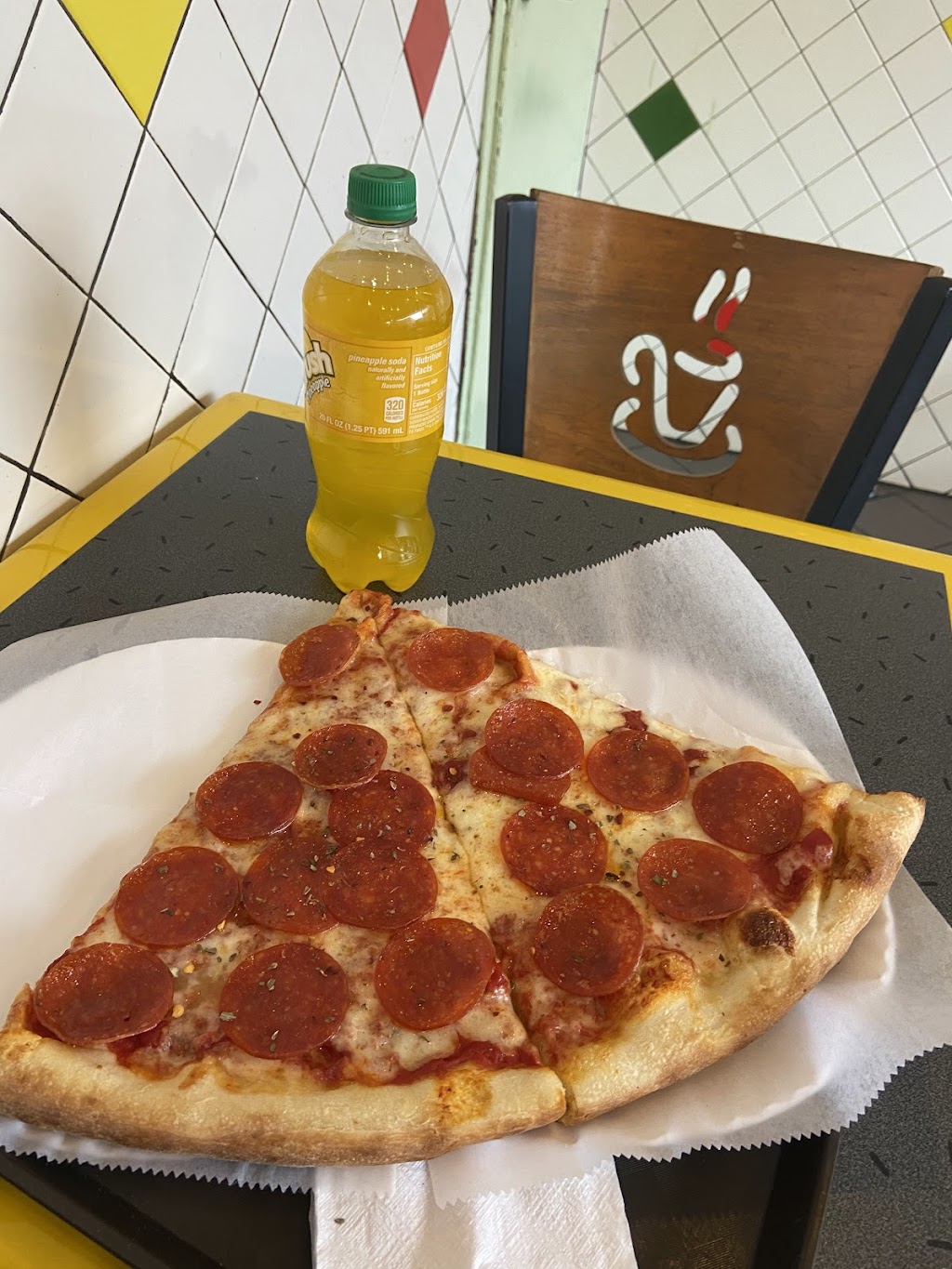 Gino's Pizza