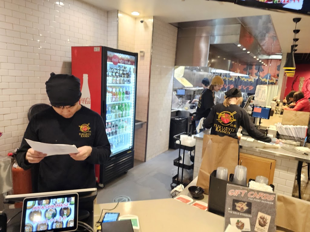 Hisui Express Sushi & Ramen