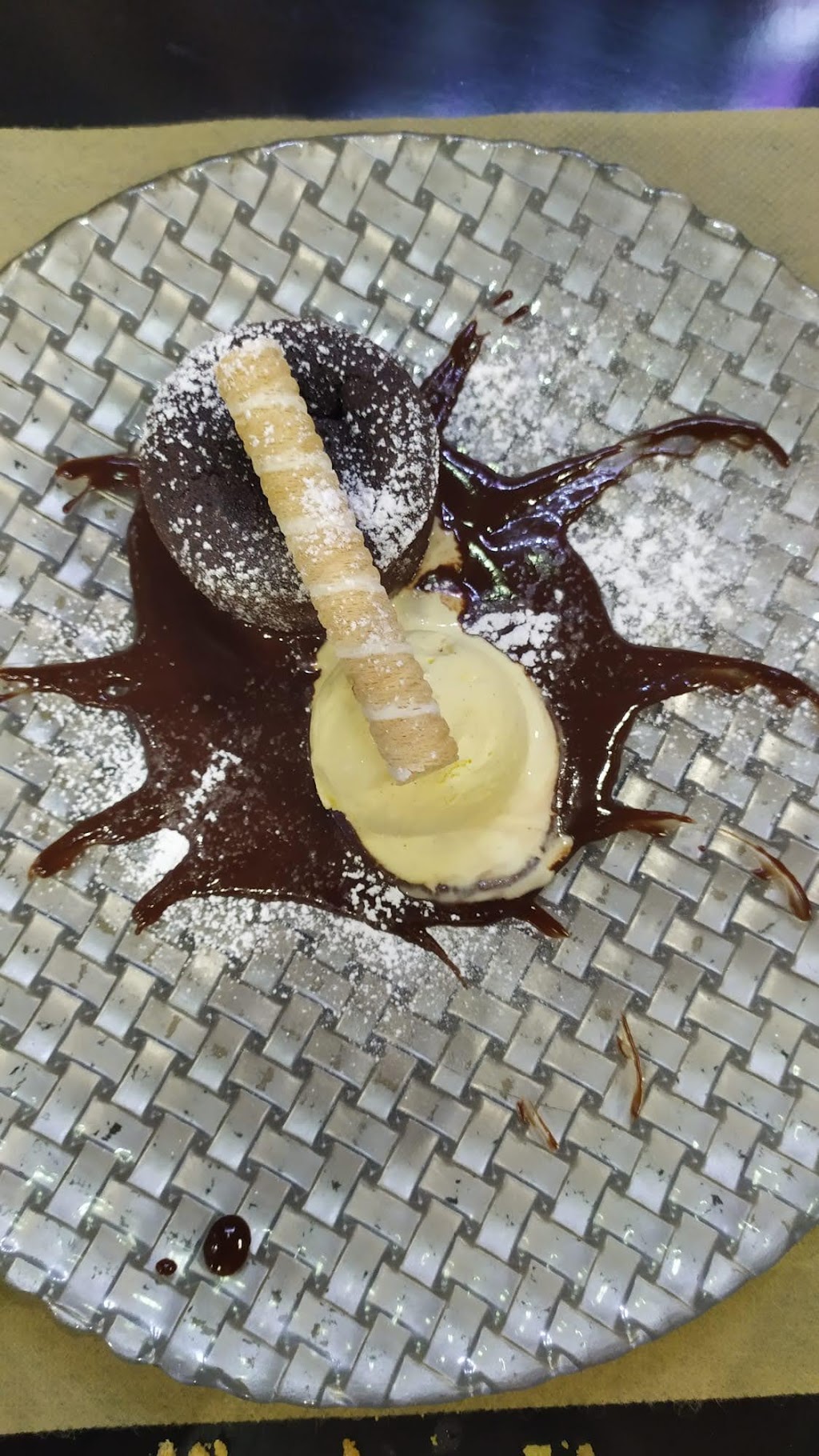 Loru's Cafe