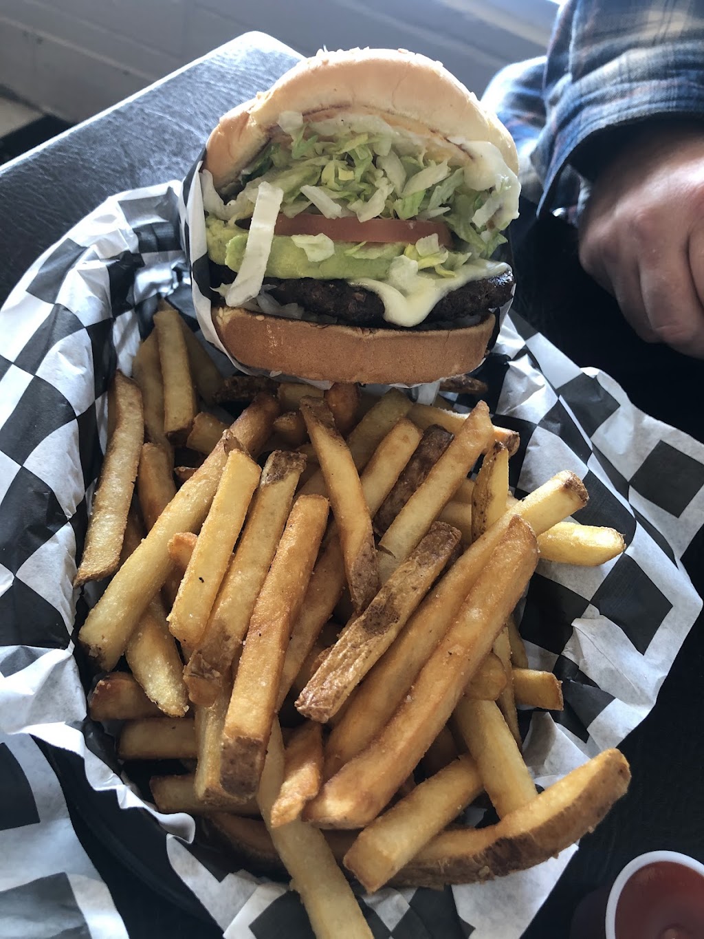 Jake's Burgers & More, Oroville, CA