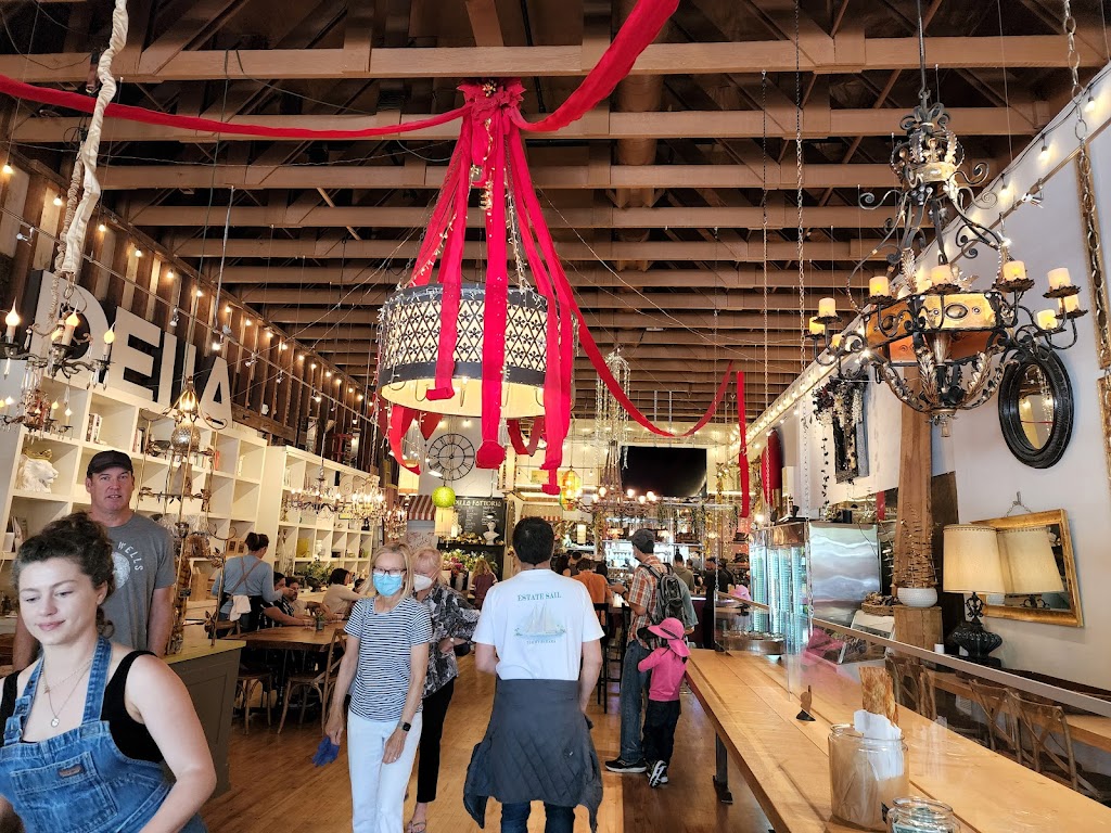 Della Fattoria, Cotati, CA