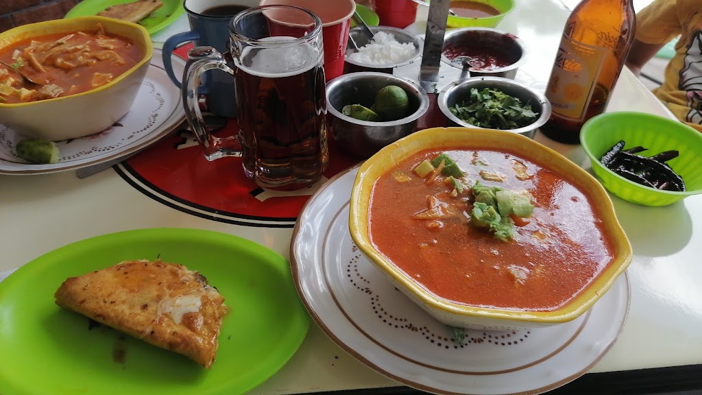 Menudo y Tacos de barbacoa La Villita