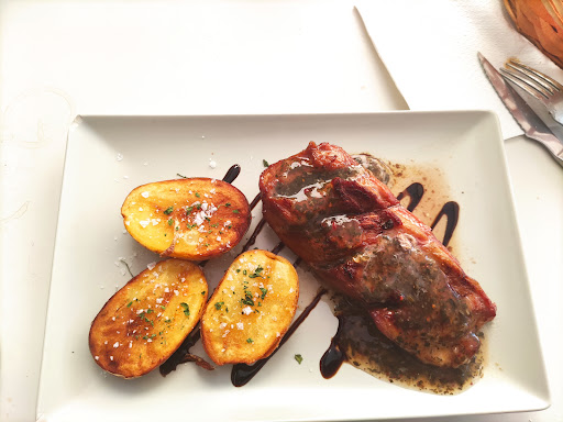 Restaurante adem