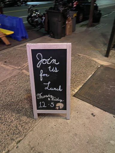 Paulie Gee's
