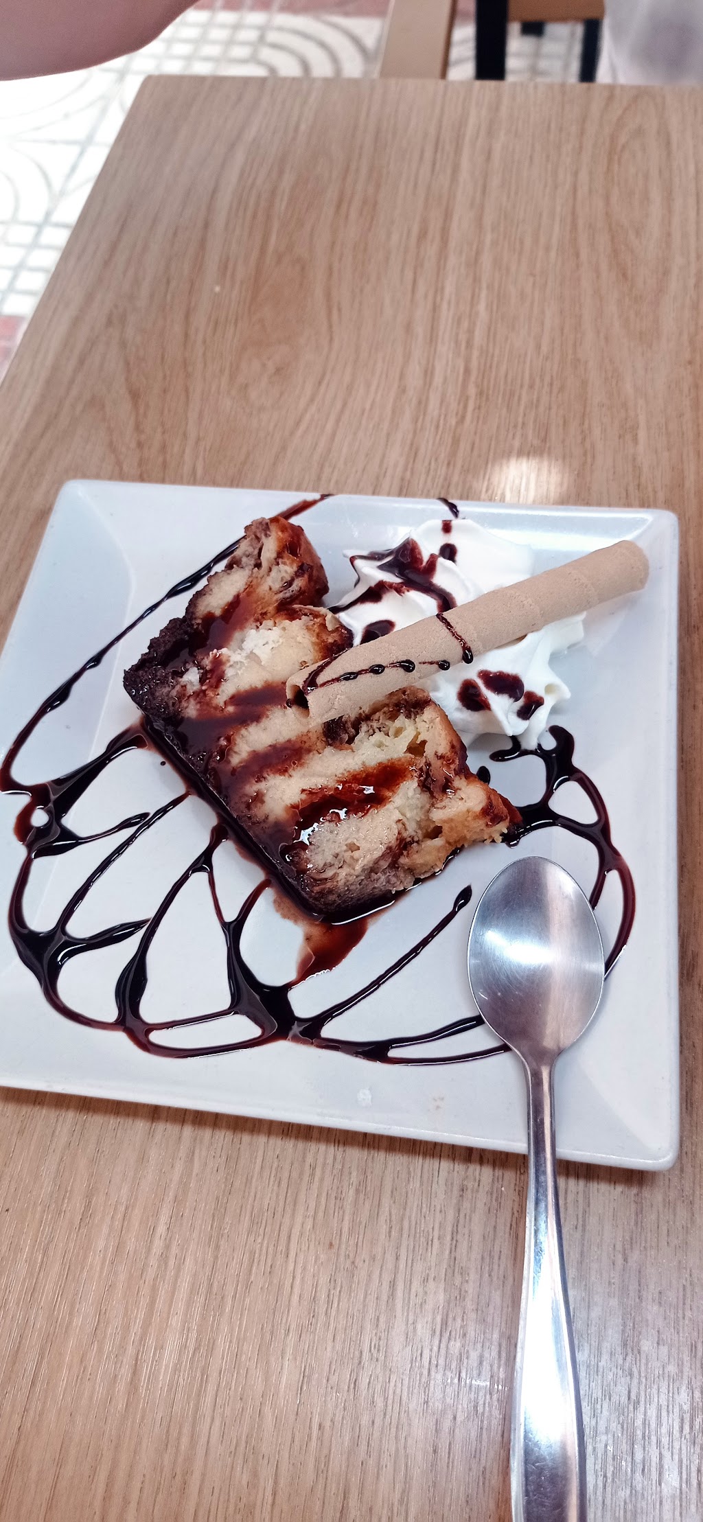 LA TASKILLA Serveceria