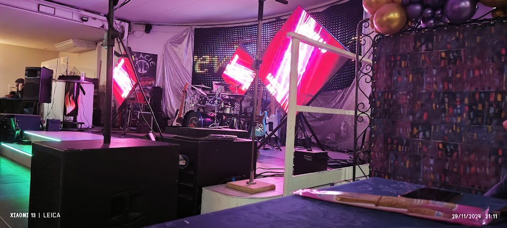 Le Acacie Pizzeria Ristorante Discoteca Piscina