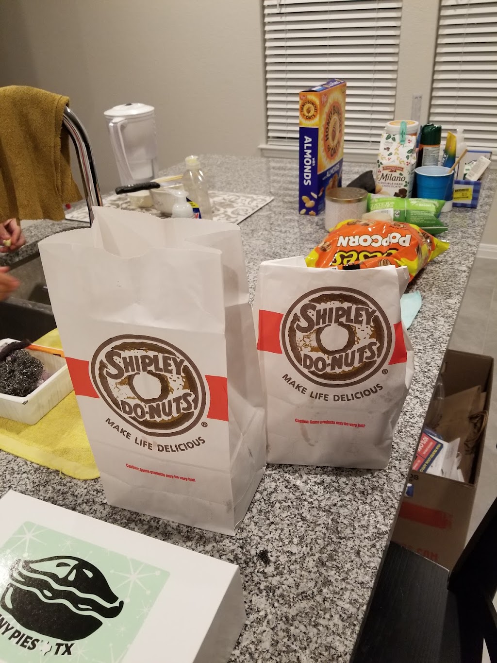 Shiply Donut's