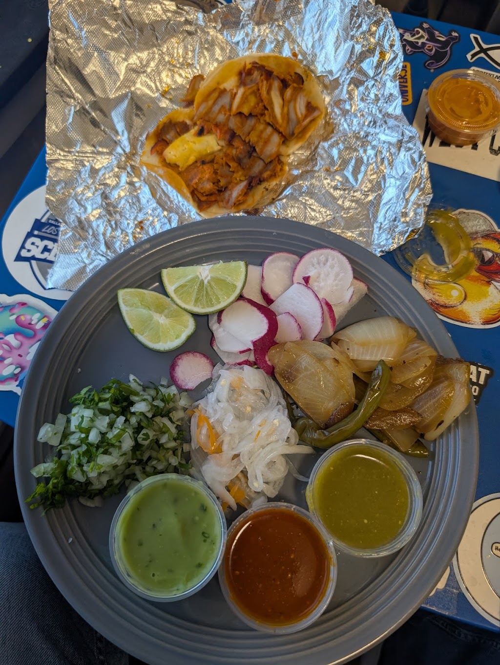 Leo's Taco Truck