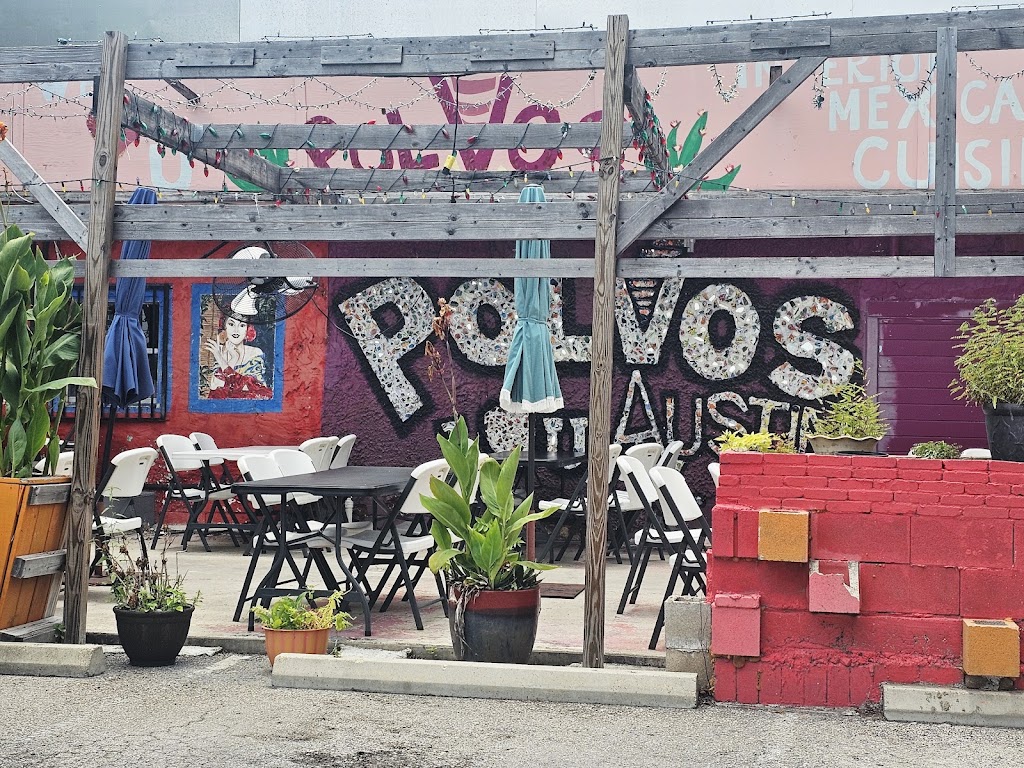 Polvos Interior Mexican Cuisine