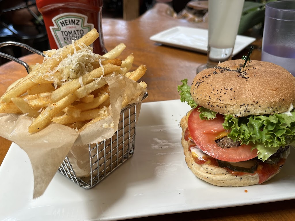 Sloopy's Beach Cafe, Manhattan Beach, CA