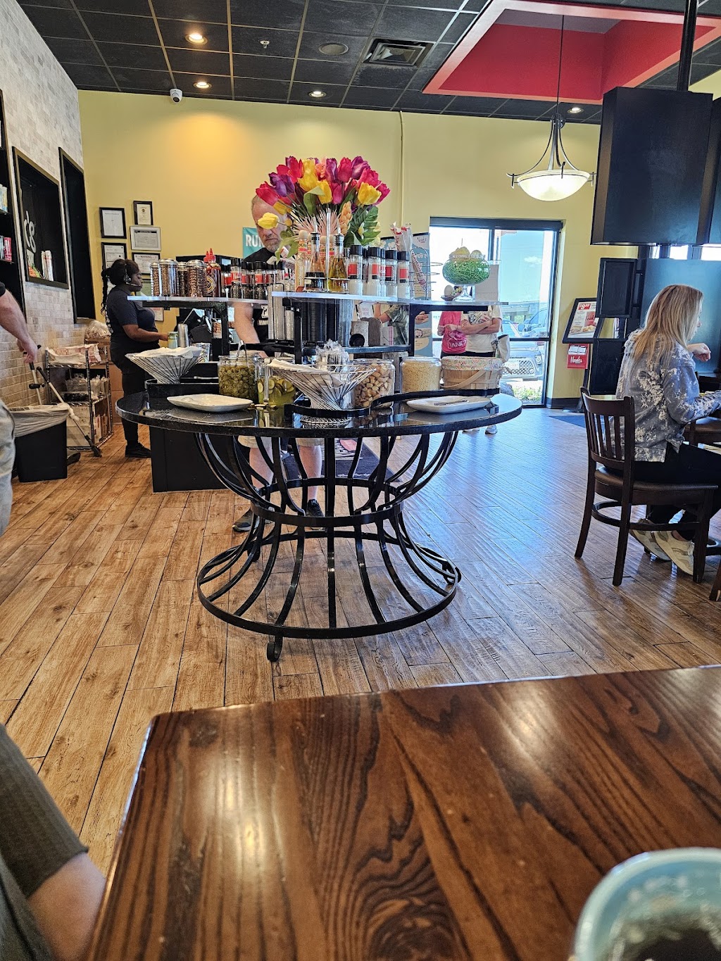 Newk's Eatery
