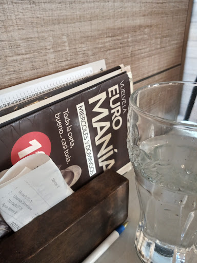 100 Montaditos