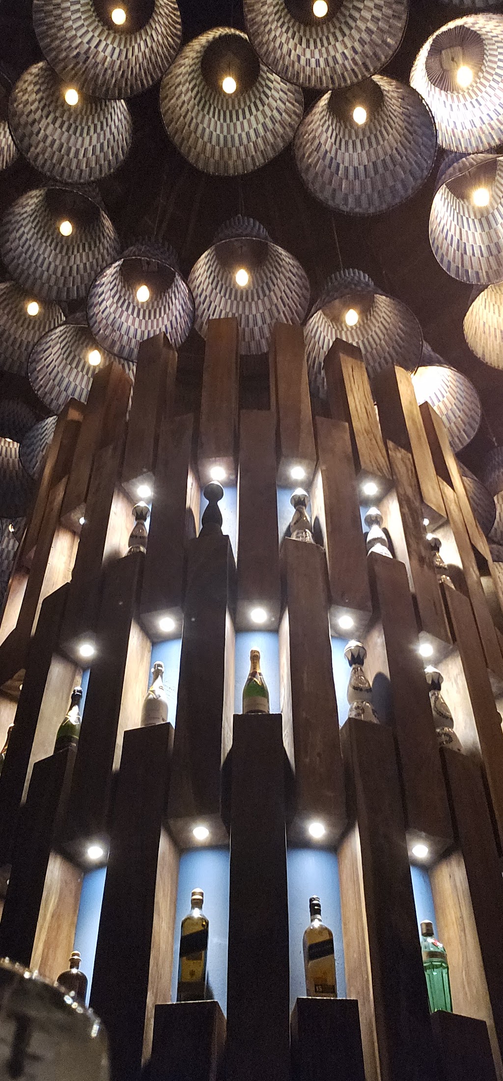 Cantina Vi.ai.py