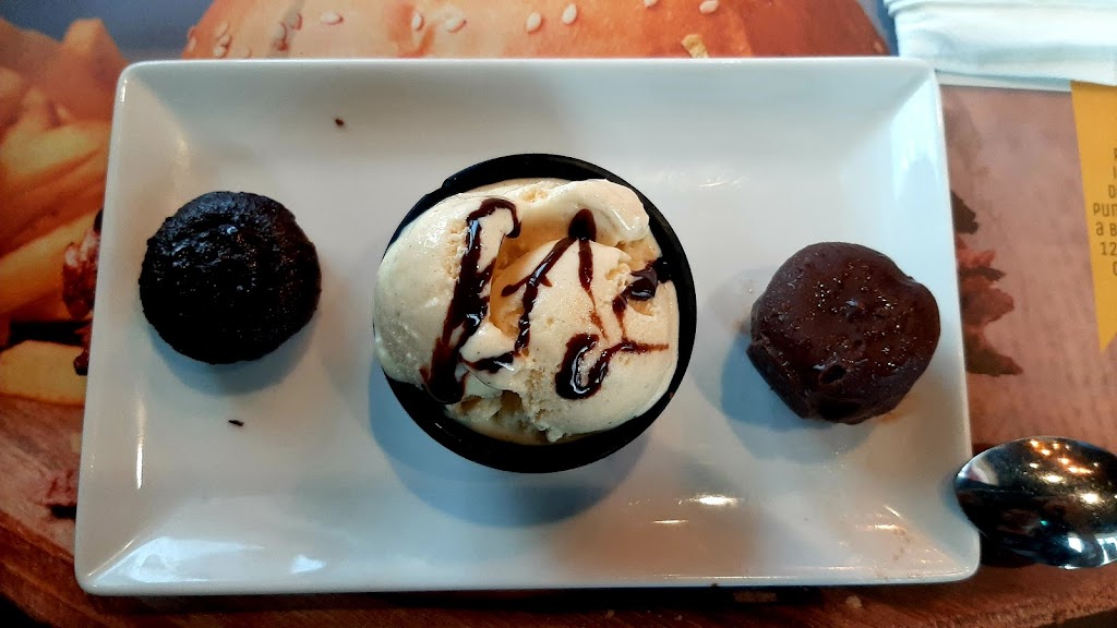 Roadhouse Restaurant, Montano Lucino