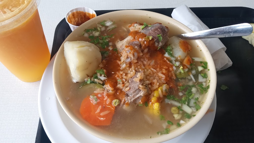 Lucys Restaurant, Lynwood, CA
