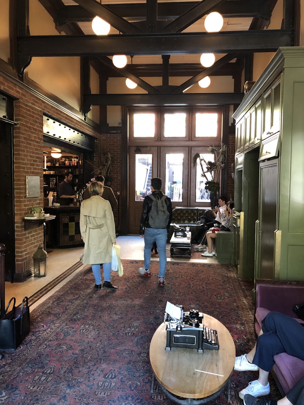 Intelligentsia Café