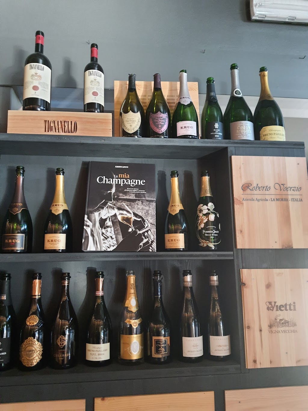 Ethnic Bar, Casalpusterlengo