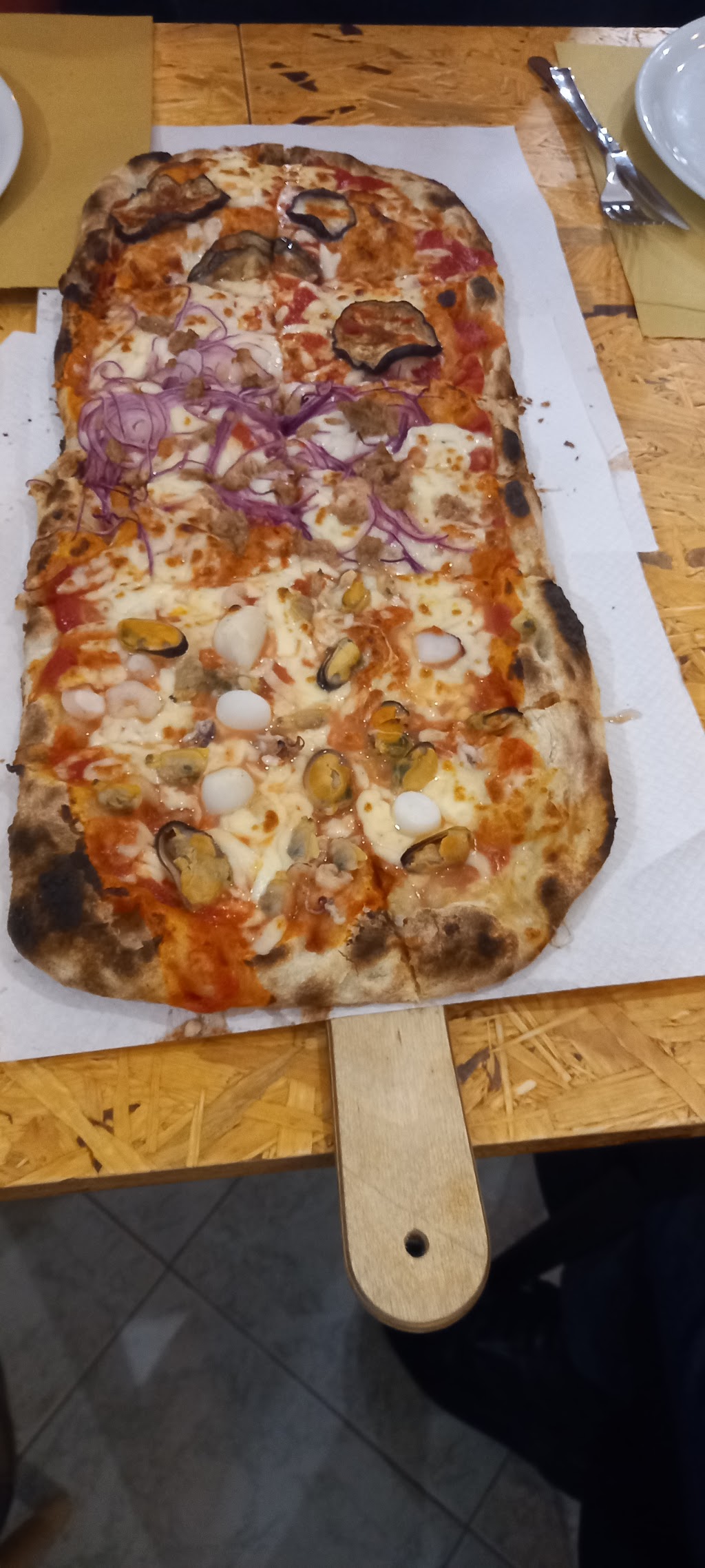 Naviglio pizzeria gelateria