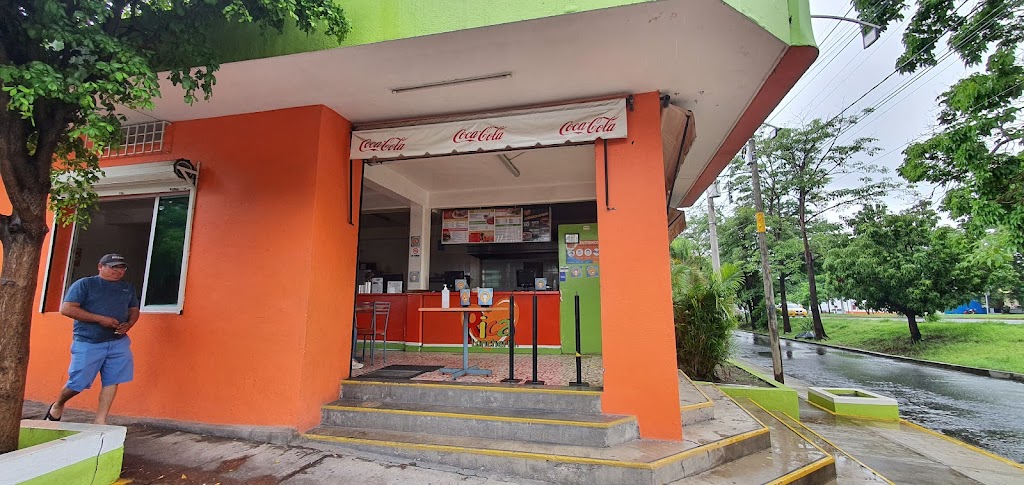 Lonchería Ríca