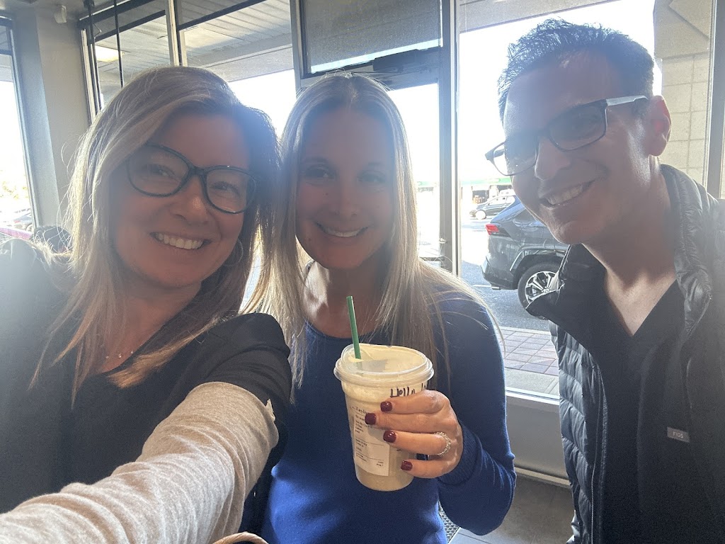 Starbucks, New Hyde Park, NY